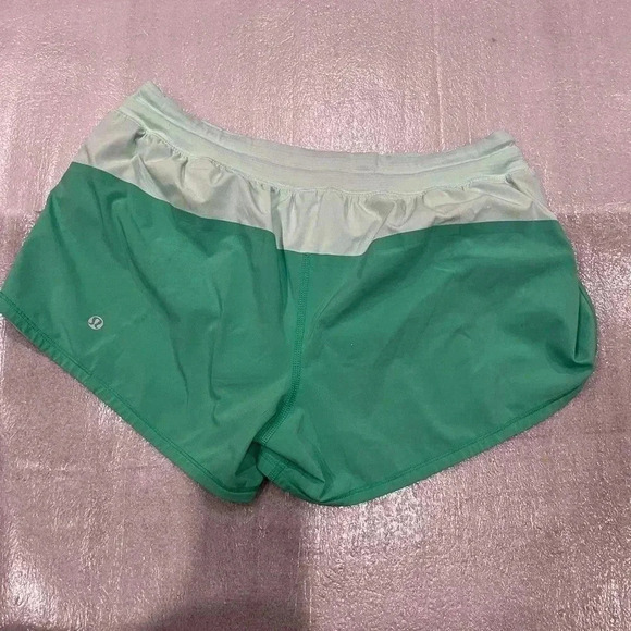 [8] Lululemon Run: Breeze By Short-Fresh Teal  / Very Green - Picture 7 of 7